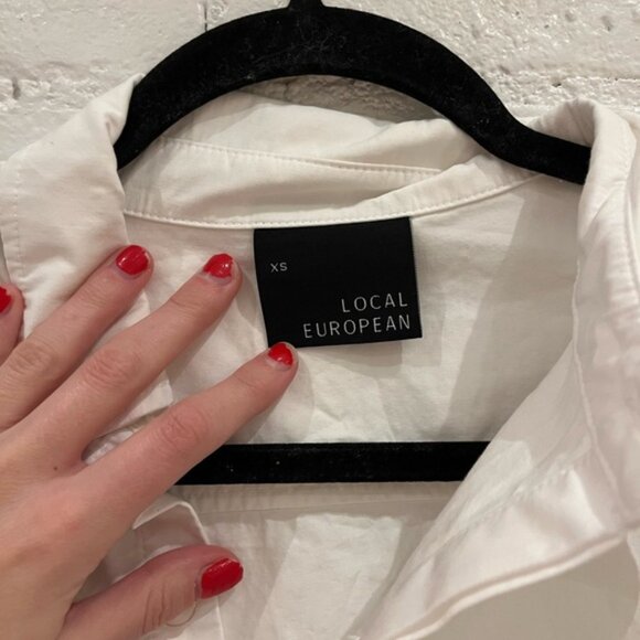 Local European Cropped White Button Down Top - Picture 5 of 8